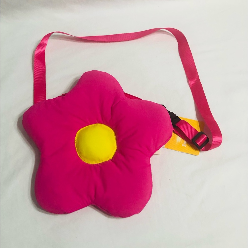 Pink puffy flower Fanny waist bag with a yellow center zipper closures pink